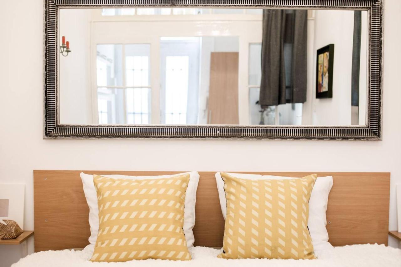 Cosy And Central With 4 Bedrooms And A/c Boedapest