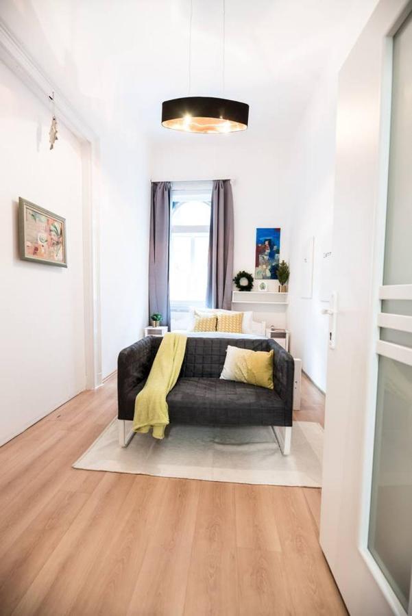 Cosy And Central With 4 Bedrooms And A/c Apartamento